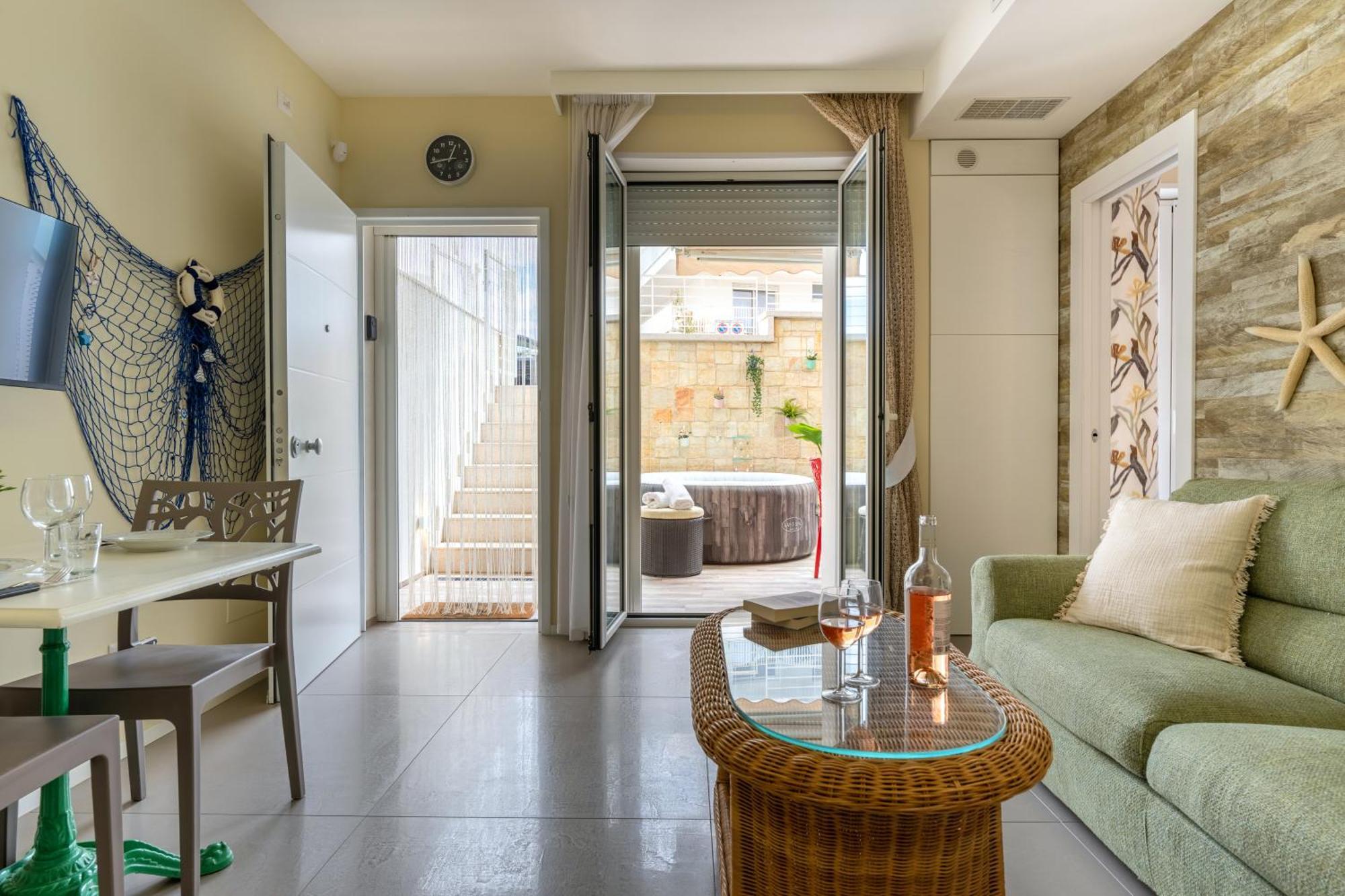 Cozy Marine Apt With Jacuzzi - 250Mt From Sea Polignano a Mare Zewnętrze zdjęcie