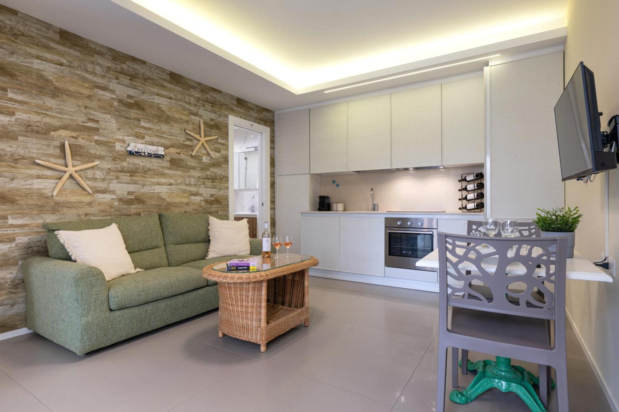 Cozy Marine Apt With Jacuzzi - 250Mt From Sea Polignano a Mare Zewnętrze zdjęcie